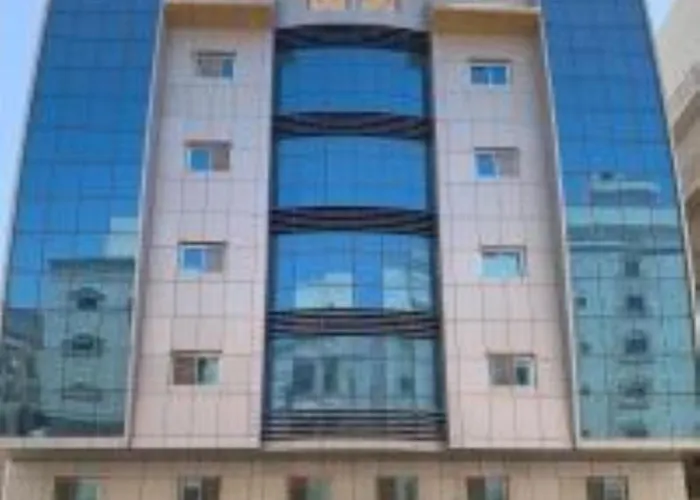 Golden New Hira Hotel